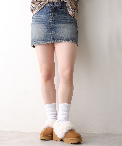 DEMETER(デメテル)の「厚底 デザインソール バックバンド ムートンシューズ(ブーツ・レディース・キャメル/ブラック/ベージュ・LL/L/M)」の6枚目の写真
