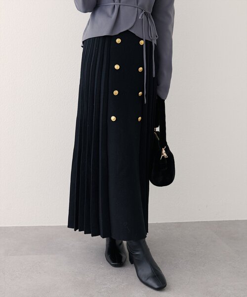 natural couture（ナチュラルクチュール）の「【WEB限定】フロント釦ニットプリーツスカート（スカート・レディース・モカ/ブラック/グレイッシュベージュ・FREE）」の6枚目の写真