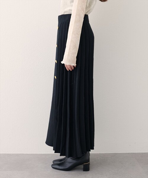 natural couture（ナチュラルクチュール）の「【WEB限定】フロント釦ニットプリーツスカート（スカート・レディース・モカ/ブラック/グレイッシュベージュ・FREE）」の10枚目の写真