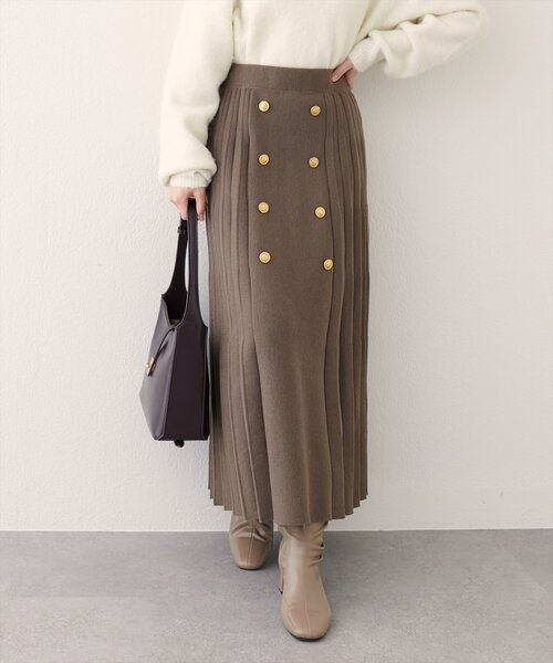 natural couture（ナチュラルクチュール）の「【WEB限定】フロント釦ニットプリーツスカート（スカート・レディース・モカ/ブラック/グレイッシュベージュ・FREE）」の15枚目の写真