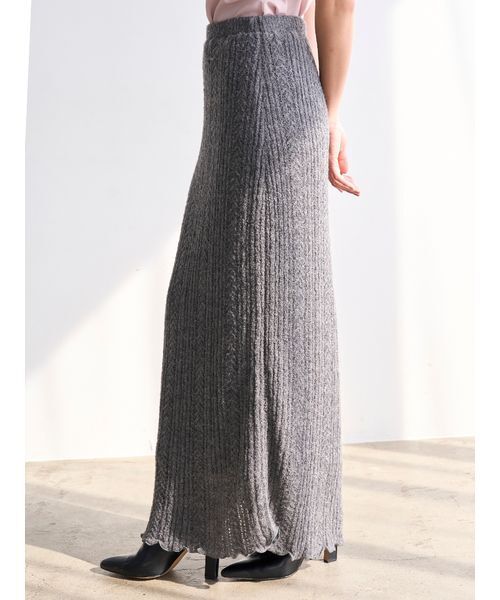 SNIDEL（スナイデル）の「ロングニットスカート（スカート・レディース・アイボリー/グレー/イエロー・0/1）」の17枚目の写真