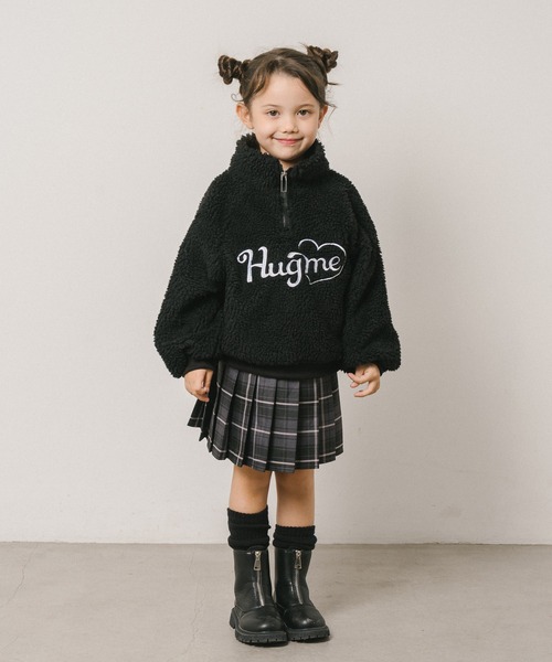 URBAN CHERRY（アーバンチェリー）の「【HUGMEボア】（軽ふわ保温素材）ハートロゴ刺繍スタンドカラーハーフジップトップス（その他トップス・キッズ・ブラウン/アイボリー/ブラック・110cm/120cm/130cm/140cm/150cm）」の20枚目の写真