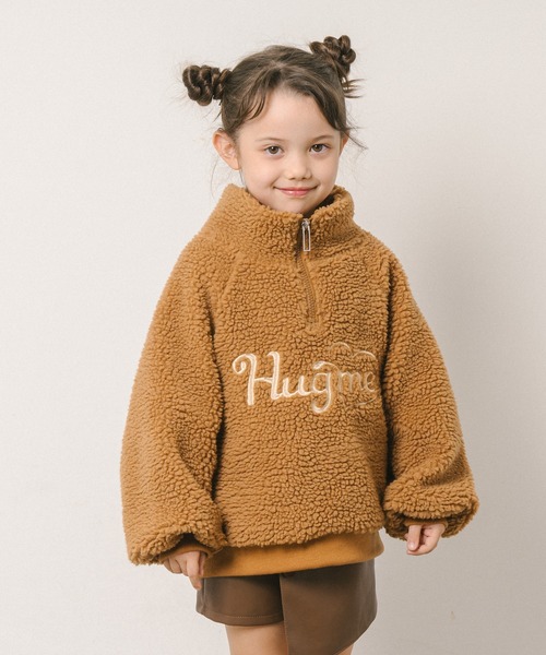 URBAN CHERRY（アーバンチェリー）の「【HUGMEボア】（軽ふわ保温素材）ハートロゴ刺繍スタンドカラーハーフジップトップス（その他トップス・キッズ・ブラウン/アイボリー/ブラック・110cm/120cm/130cm/140cm/150cm）」の11枚目の写真