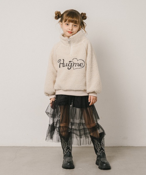 URBAN CHERRY（アーバンチェリー）の「【HUGMEボア】（軽ふわ保温素材）ハートロゴ刺繍スタンドカラーハーフジップトップス（その他トップス・キッズ・ブラウン/アイボリー/ブラック・110cm/120cm/130cm/140cm/150cm）」の5枚目の写真