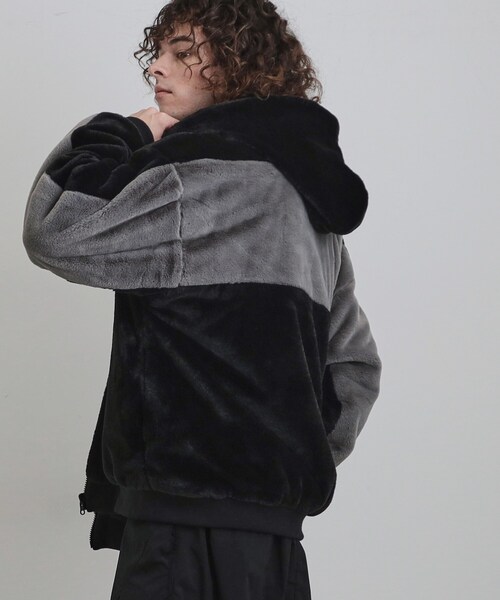 tk.TAKEO KIKUCHI（ティーケータケオキクチ）の「【2WAY】リバーシブルMA1＆フェイクファーブルゾン（ブルゾン・メンズ・ブラック/オフホワイト/ベージュ・02/03）」の13枚目の写真