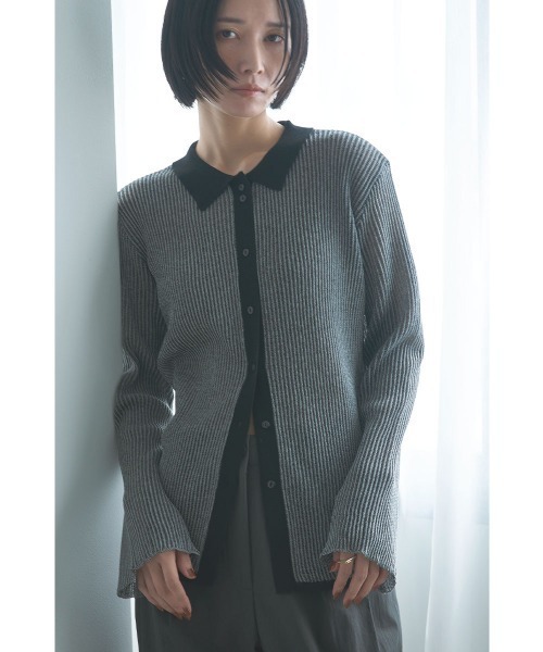 marjour（マージュール）の「PLATING KNIT SHIRTS（ニット/セーター・レディース・ブラック/ブラウン・M）」の2枚目の写真