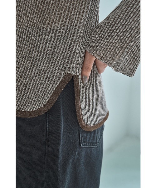 marjour（マージュール）の「PLATING KNIT SHIRTS（ニット/セーター・レディース・ブラック/ブラウン・M）」の11枚目の写真