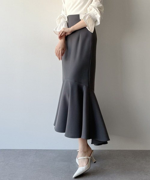 mipiarl（ミピアール）の「ハイウエストフィットマーメイドスカート（スカート・レディース・チャコール/アイボリー/グレイッシュベージュ/ブラック・LARGE/MEDIUM/SMALL/X-LARGE）」の13枚目の写真