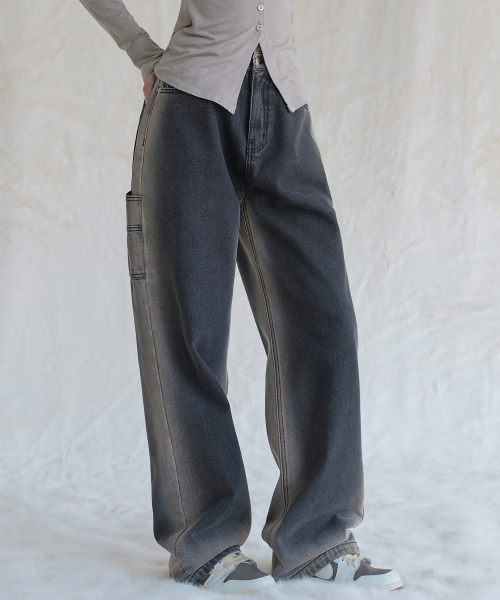 AVANDRESS(アバンドレス )の「Hammer Wide Pants LIGHT BLUE(デニムパンツ・レディース・スカイブルー・SMALL/MEDIUM/LARGE/X-SMALL/XX-SMALL)」の2枚目の写真