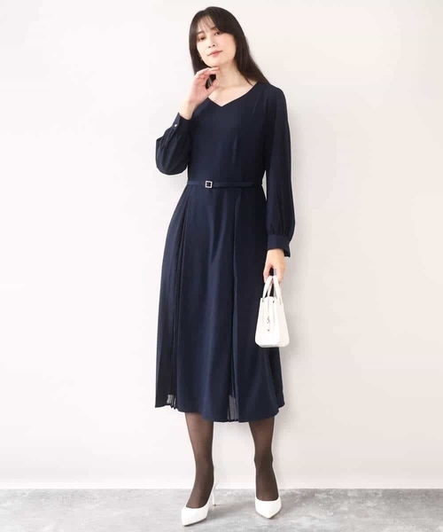 OFUON le MK（オフオンルエムケー）の「【2026SS】シフォンプリーツデザインワンピース/洗える/WEB限定サイズあり（ワンピース・レディース・ネイビー/グレー系その他/グレイッシュブルー・36/38/40）」の6枚目の写真