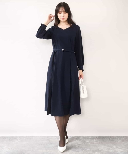 OFUON le MK（オフオンルエムケー）の「【2026SS】シフォンプリーツデザインワンピース/洗える/WEB限定サイズあり（ワンピース・レディース・ネイビー/グレー系その他/グレイッシュブルー・36/38/40）」の8枚目の写真