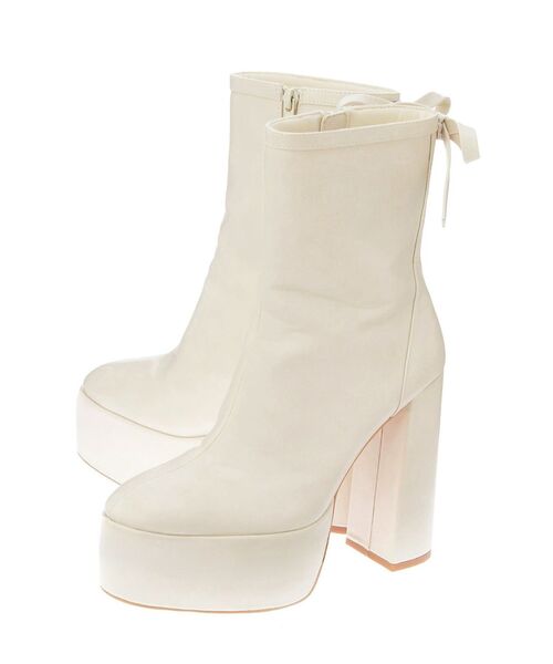 RESEXXY（リゼクシー）の「バックリボン厚底ブーツ（ブーツ・レディース・アイボリー/ブラック・SMALL/MEDIUM/LARGE）」の4枚目の写真