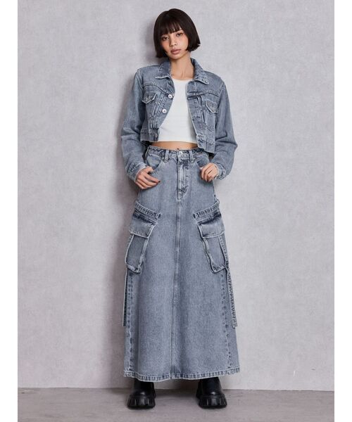 GYDA（ジェイダ）の「ハイウエストG bijou CARGOデニムロングスカート（デニムスカート・レディース・インディゴブルー/ライトブルー・SMALL/MEDIUM）」の4枚目の写真