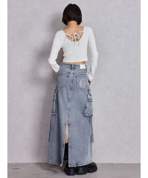 GYDA（ジェイダ）の「ハイウエストG bijou CARGOデニムロングスカート（デニムスカート・レディース・インディゴブルー/ライトブルー・SMALL/MEDIUM）」の7枚目の写真