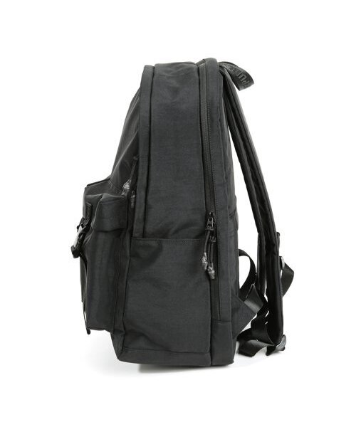 MONSTER REPUBLIC(モンスターリパブリック)の「HOVER TWO BUCKLE BACKPACK / BLACK(バックパック/リュック・レディース・その他・FREE)」の2枚目の写真