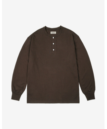 sortie（ソルティ）の「Utility Henly neck Long Sleeve (Brown)（Tシャツ/カットソー）」