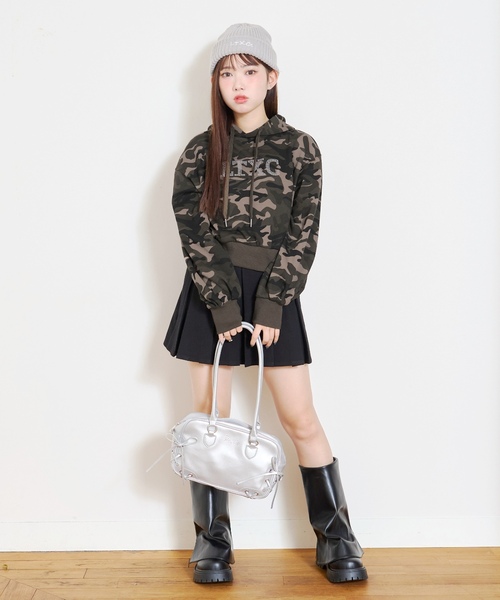 LOVETOXIC(ラブトキシック)の「【LTXC】裏シャギークロップドパーカー(パーカー・キッズ・オフホワイト/ブラック/カラフル・M:150cm/130cm/L:160cm/S:140cm)」の10枚目の写真