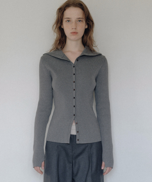ANDNEEDS(アンドニーズ)の「Nua pola cardigan (charcoal gray)(カーディガン/ボレロ・レディース・その他・FREE)」の1枚目の写真
