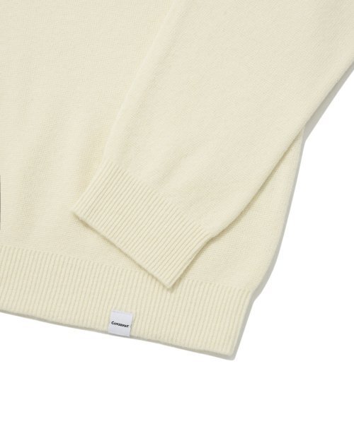 COVERNAT（カバーナット）の「ラムズウールタートルネックニットアイボリー（ニット/セーター・レディース・その他・LARGE/MEDIUM/SMALL/X-LARGE）」の4枚目の写真
