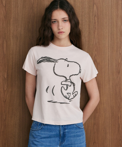 LADY VOLUME(レディーボリューム)の「ムーブスヌーピーTシャツ(ピンク)(Tシャツ/カットソー・レディース・その他・SMALL/MEDIUM)」の1枚目の写真