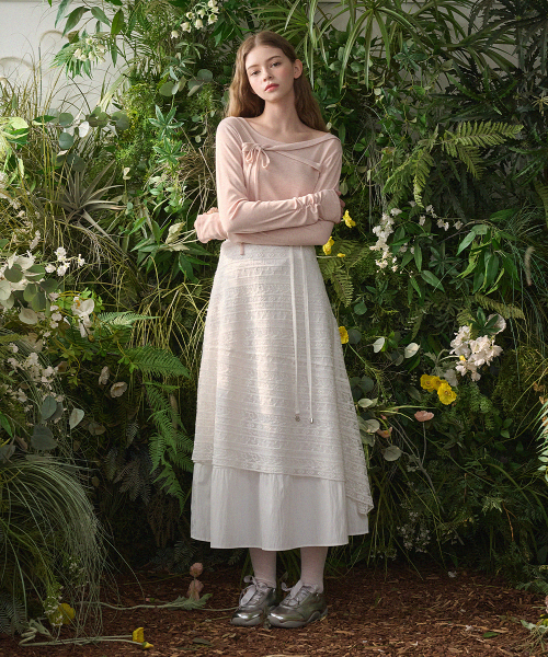 MICANE(ミケーネ)の「エグランティンレースシャーリングロングスカート(スカート・レディース・アイボリー・X-SMALL/SMALL/MEDIUM/LARGE/X-LARGE/XX-LARGE)」の9枚目の写真