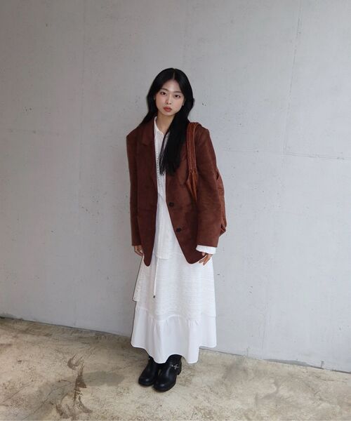 MICANE(ミケーネ)の「エグランティンレースシャーリングロングスカート(スカート・レディース・アイボリー・X-SMALL/SMALL/MEDIUM/LARGE/X-LARGE/XX-LARGE)」の5枚目の写真