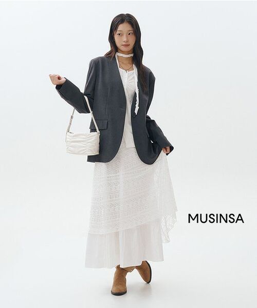 MICANE(ミケーネ)の「エグランティンレースシャーリングロングスカート(スカート・レディース・アイボリー・X-SMALL/SMALL/MEDIUM/LARGE/X-LARGE/XX-LARGE)」の6枚目の写真