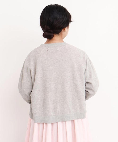 l'atelier du savon(アトリエドサボン)の「パンジーのお花 ハンド刺繍カーディガン(カーディガン/ボレロ・レディース・グレー/グリーン/イエロー・FREE)」の7枚目の写真