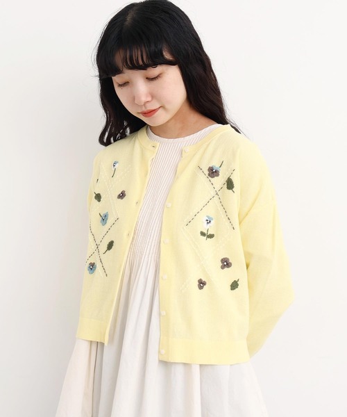 l'atelier du savon(アトリエドサボン)の「パンジーのお花 ハンド刺繍カーディガン(カーディガン/ボレロ・レディース・グレー/グリーン/イエロー・FREE)」の20枚目の写真