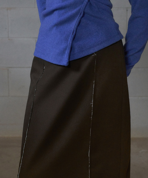 ANDNEEDS(アンドニーズ)の「Low edge long skirt (brown)(スカート・レディース・その他・SMALL/MEDIUM)」の5枚目の写真