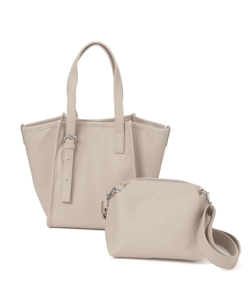 LAKOLE（ラコレ）の「マルチWAYソフトトートバッグ / 633371（トートバッグ・レディース・オフホワイト/サンドグレー/ブラック・FREE）」の9枚目の写真
