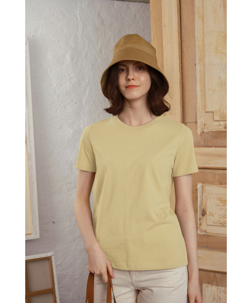 HOLAREST(オラ レスト)の「Organic embroidery T-shirt (Yellow Cottage)(Tシャツ/カットソー・レディース・その他・SMALL/MEDIUM/LARGE)」の1枚目の写真