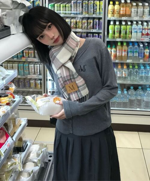 MUCENT(ムセント)の「マレ7ボタンクロップヘンリーネックカーディガン(8カラー)(カーディガン/ボレロ・レディース・ブラック/ピンク/ベージュ/アイボリー/ネイビー/レッド/グレー・FREE)」の20枚目の写真