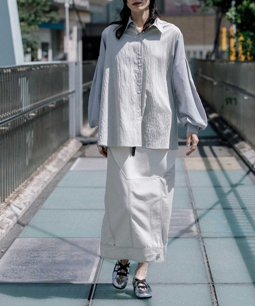 MARECHAL TERRE(マルシャルテル)の「ルーズデザインシャツ(シャツ/ブラウス・レディース・ネイビー/ベージュ/ホワイト/グレー・MEDIUM)」の15枚目の写真