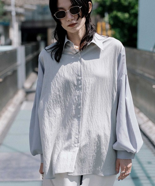 MARECHAL TERRE(マルシャルテル)の「ルーズデザインシャツ(シャツ/ブラウス・レディース・ネイビー/ベージュ/ホワイト/グレー・MEDIUM)」の16枚目の写真