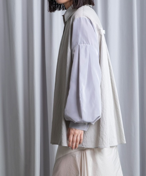 MARECHAL TERRE(マルシャルテル)の「ルーズデザインシャツ(シャツ/ブラウス・レディース・ネイビー/ベージュ/ホワイト/グレー・MEDIUM)」の19枚目の写真