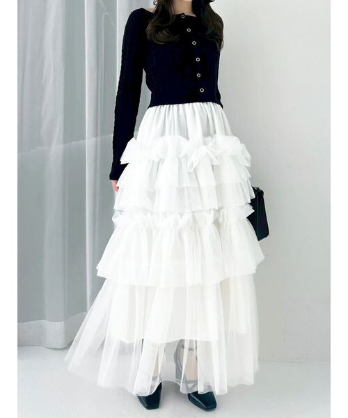 dazzlin（ダズリン）の「スーパーボリュームギャザースカート（スカート・レディース・オフホワイト/ブラック・SMALL/MEDIUM）」の5枚目の写真