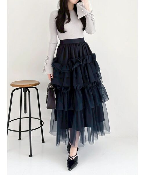 dazzlin（ダズリン）の「スーパーボリュームギャザースカート（スカート・レディース・オフホワイト/ブラック・SMALL/MEDIUM）」の13枚目の写真