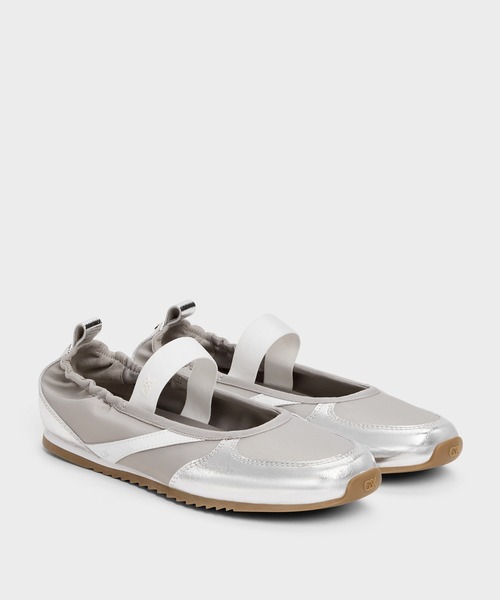 CHARLES & KEITH（チャールズ & キース）の「Jace ジェイス レザーメリージェーンスニーカー（スニーカー・レディース・ホワイト/シルバー・23cm/23.5cm/24.5cm/25cm）」の9枚目の写真