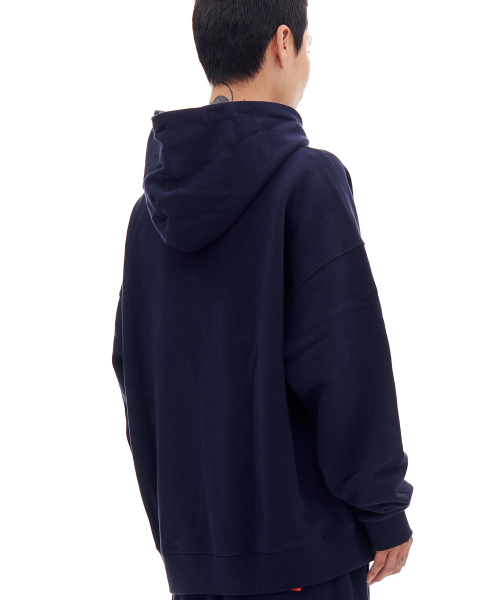 ARCHIVE BOLD(アーカイブボールド)の「939 LOGO HOOD(NAVY)(パーカー・メンズ・その他・LARGE/X-LARGE/SMALL/MEDIUM)」の3枚目の写真