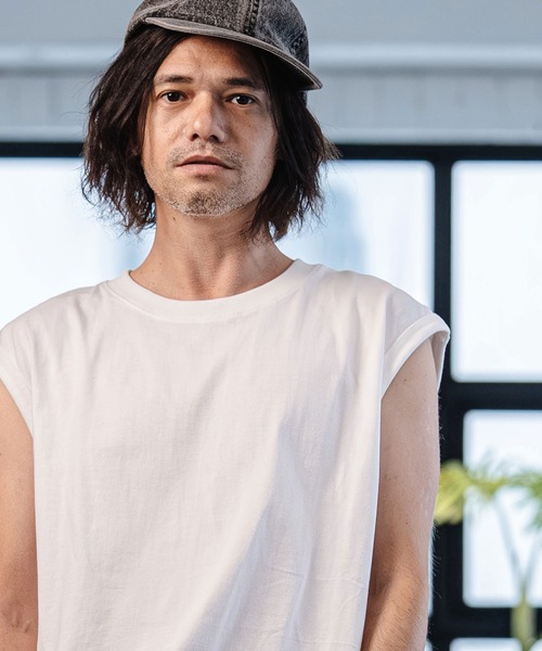 CAMBIO(カンビオ)の「mta598- Tight Tension Sleeveless Cut sew ノースリーブTシャツ(AI-261-007)(タンクトップ・メンズ・ホワイト/ブラック・S/M/L)」の5枚目の写真