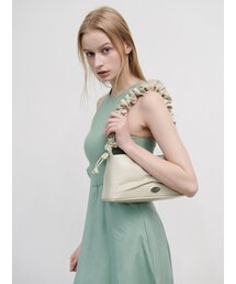 CELEDIFF（セレディフ）の「mellow wrinkle ivory（ショルダーバッグ）」