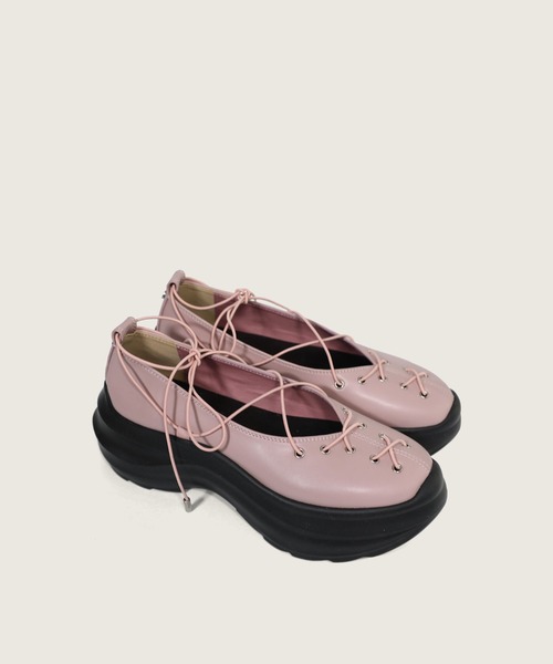 hiamu(ヒアム)の「【3色展開】バレエレースアップ厚底スニーカー/2026 SS PLATFORM COLLECTION(バレエシューズ・レディース・ピンク/ブラウン/ブラック・24.5cm/24.0cm/23.5cm/23.0cm/25.0cm)」の3枚目の写真