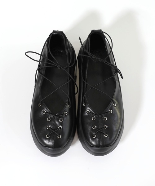 hiamu(ヒアム)の「【3色展開】バレエレースアップ厚底スニーカー/2026 SS PLATFORM COLLECTION(バレエシューズ・レディース・ピンク/ブラウン/ブラック・24.5cm/24.0cm/23.5cm/23.0cm/25.0cm)」の4枚目の写真