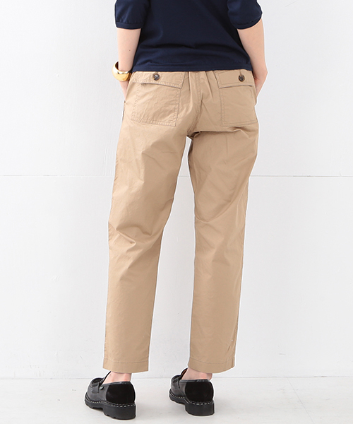 BEAMS BOY（ビームスボーイ）の「BEAMS BOY / ダンプ スラックス イージー（スラックス・レディース・ベージュ/ネイビー・ONE SIZE）」の21枚目の写真