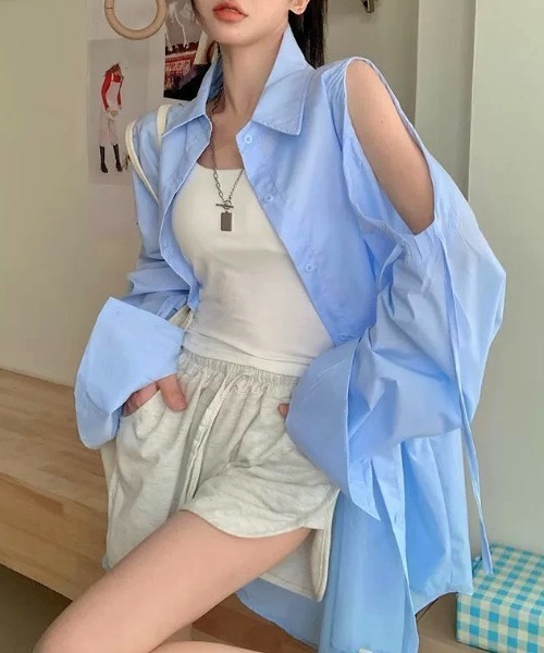 SHEENA(シーナ)の「オープンショルダードロストオーバーサイズシャツ(シャツ/ブラウス・レディース・ブルー/ホワイト・M)」の20枚目の写真
