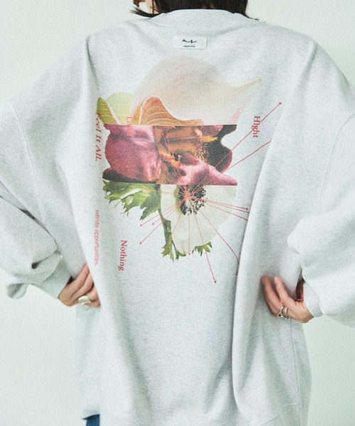 MIRROR STOKE(ミラーストーク)の「【ZOZO限定】FLOWER GRAPHIC SWEAT SHIRT/フラワーグラフィックスウェットシャツ(スウェット・レディース・ネイビー/アイボリー/ライトイエロー・MEDIUM)」の13枚目の写真