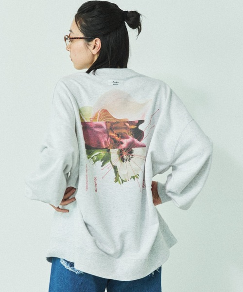 MIRROR STOKE(ミラーストーク)の「【ZOZO限定】FLOWER GRAPHIC SWEAT SHIRT/フラワーグラフィックスウェットシャツ(スウェット・レディース・ネイビー/アイボリー/ライトイエロー・MEDIUM)」の12枚目の写真