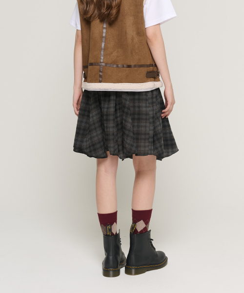 CARGOBROS FOR WOMAN(カーゴブロスフォーウィメン)の「アンバランスチェックバンディングスカート(チャコール)(スカート・レディース・その他・FREE)」の4枚目の写真