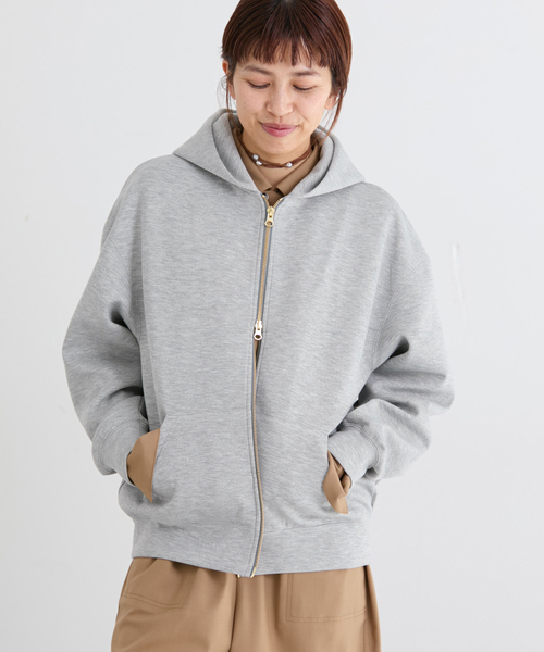 IENA(イエナ)の「《セットアップ対応》ダンボールニットフーディ(パーカー・レディース・チャコールグレー/ブラック系その他・FREE)」の13枚目の写真